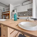 Tres Calme A Saint-cyprien 300m De La Apartment