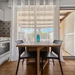 Tres Calme A Saint-cyprien 300m De La Apartment