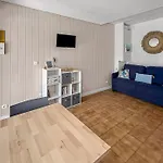 Apartment Tres Calme A Saint-cyprien 300m De La