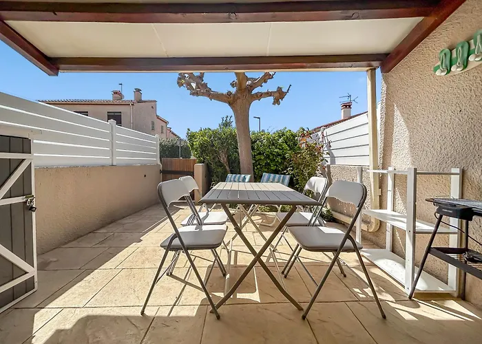 Tres Calme A Saint-cyprien 300m De La